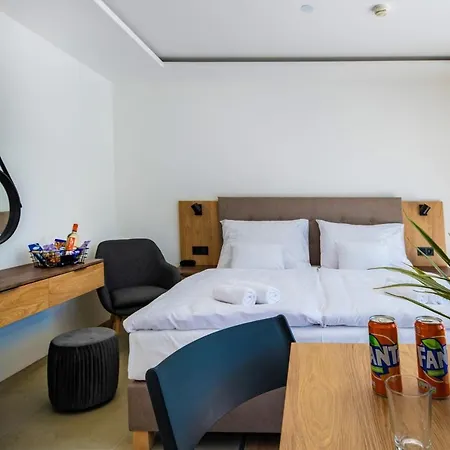 Apartment H55