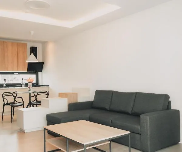 H55 公寓 巴拉通雷勒