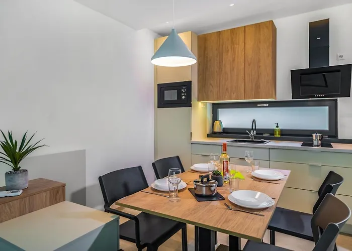 H55 公寓 巴拉通雷勒