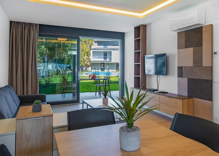 H55 公寓 巴拉通雷勒