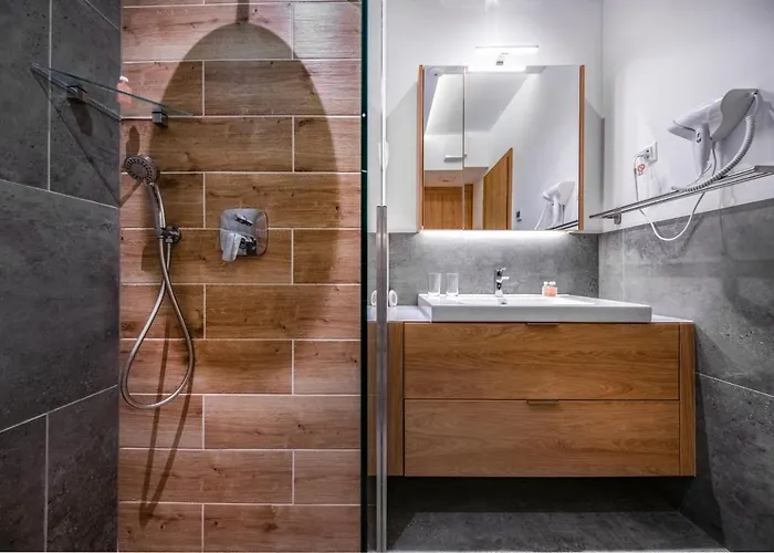 H55 公寓 巴拉通雷勒